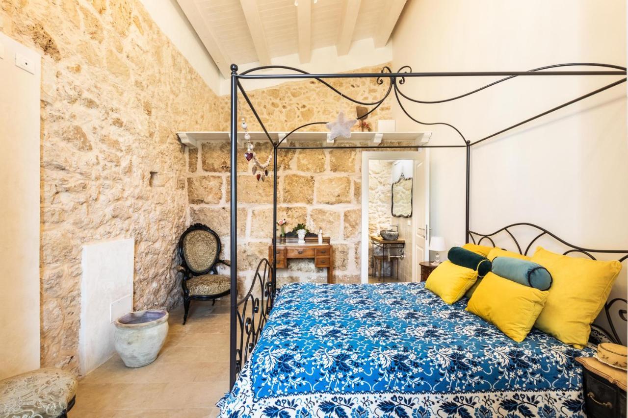 Michael Garden Bed and Breakfast Noto Exteriör bild