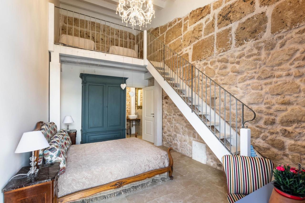 Michael Garden Bed and Breakfast Noto Exteriör bild
